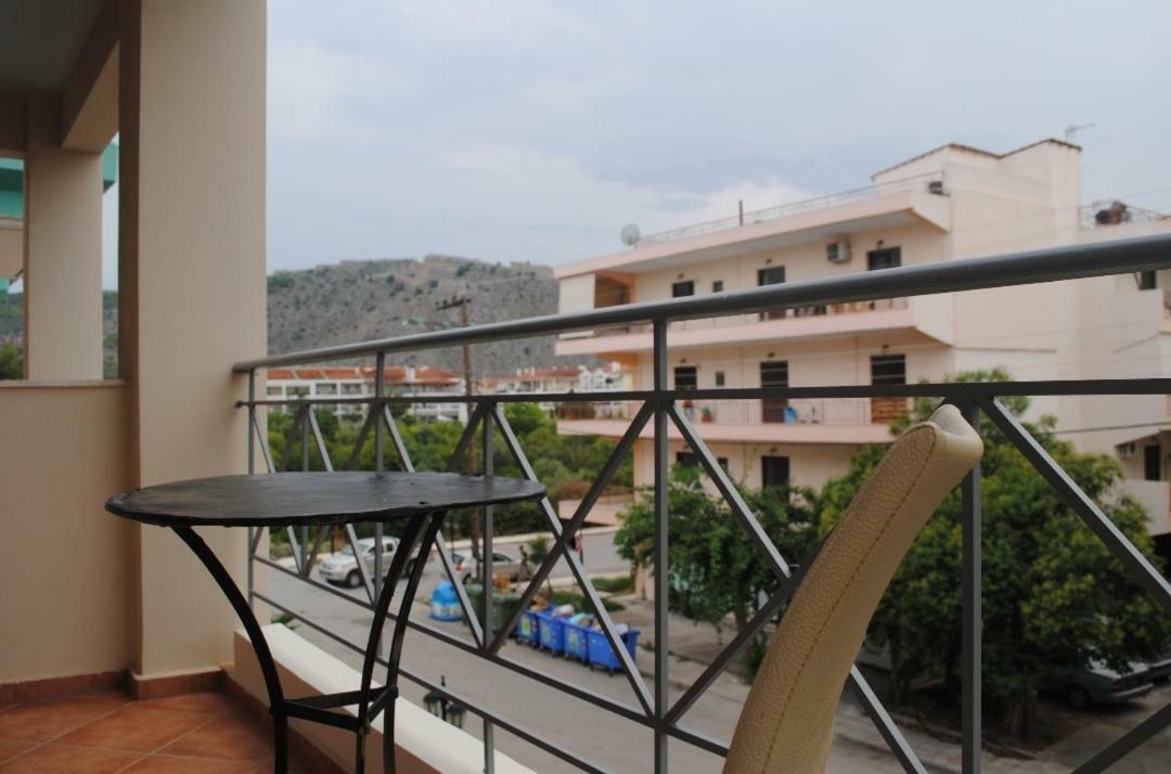 Kolokotroni'S Apartment Anabolu Dış mekan fotoğraf